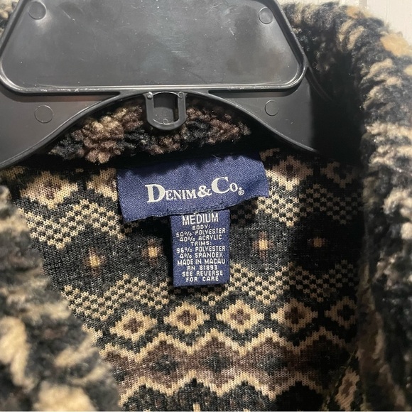Denim & Co. Aztec Western Aztec Style Fleece Full Zip Sweater - Picture 3 of 5